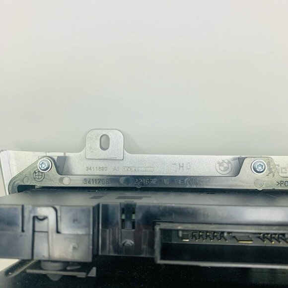 07-10 BMW E83 X3 Center Console Trim Bezel Ashtray Switch OEM 3411706 OEM Silver - Picture 9 of 14